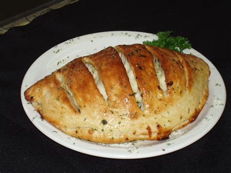 calzones palermos pizza bar  grill
