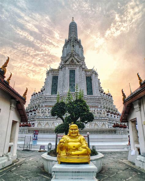 detail guide  visit wat arun    iconic temples  bangkok