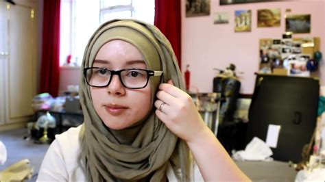 Payudara Montok Cewek Hijab Pakai Kacamata Video Bokep Bugil