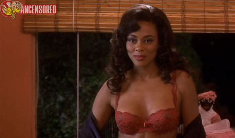naked lela rochon in waiting to exhale