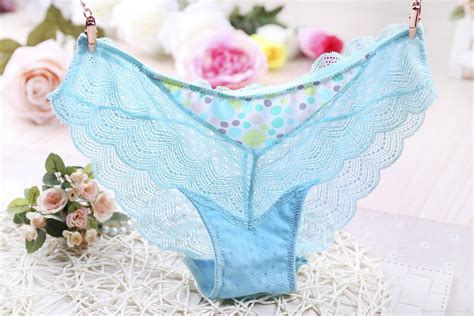 Latest Popular Sexy Patern Ice Silk Wearing Thong Pictures Mature Women