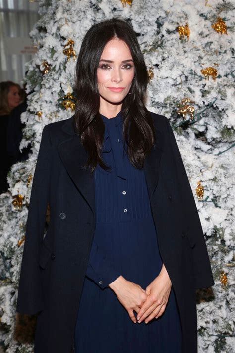Abigail Spencer At The Brooks Brothers And St Jude