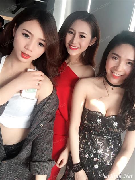 Girl Xinh Khoe Hàng Gái Xinh Facebook Show Vếu Toàn Hàng Ngon