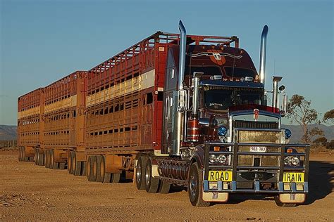 images  australian road trains  pinterest trucks