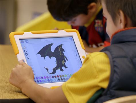 coding  kindergarteners app teaches kids computer basics cbs news