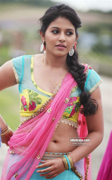 Tamil Actr Team Anjali Saree Navel Collection At Masala Movie Photos