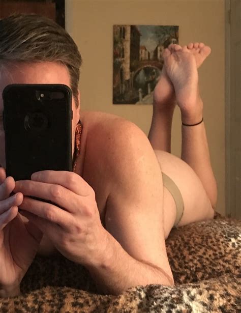 twink sexy ass and feet 7 pics xhamster