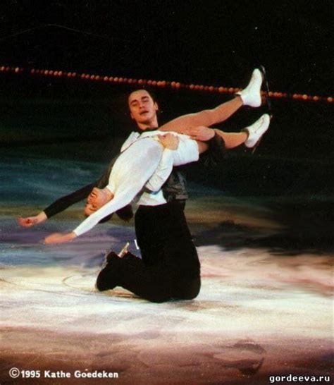 ekaterina gordeeva and sergei grinkov performing during skate of gold