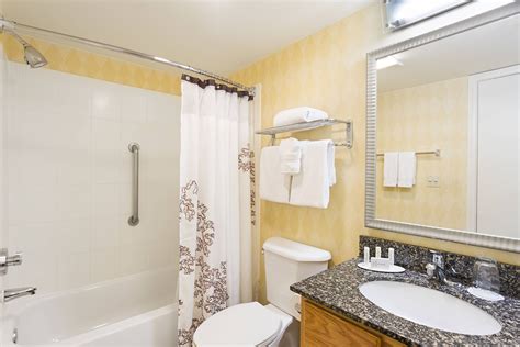 residence inn san diego central suite bathroom