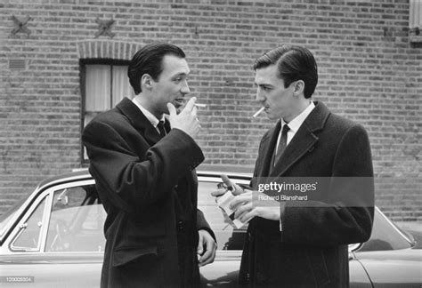 British Gangster Reggie Kray Played By Martin Kemp Talks To A