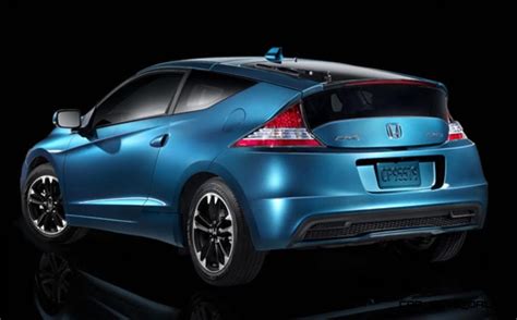 honda cr  buyers guide colors prices specs  hpd options