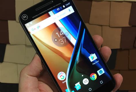 motorola moto g now includes a 5 5 inch hd display and a new bigger brother daily star