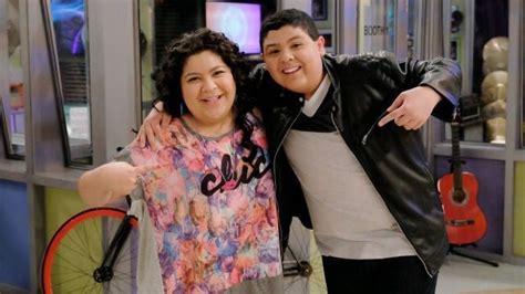 exclusive it s a sibling showdown on austin and ally when