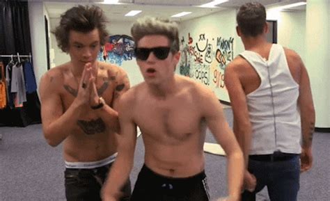 Image Niall Horan Harry Styles Dance  One Direction