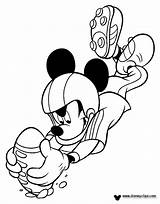 Mickey Coloring Football Mouse Pages Disneyclips Diving Funstuff sketch template