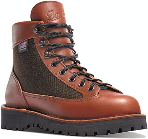 danner brings winter ready boots  europe  aw complex uk