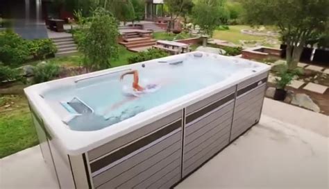 Acrylic Mini Swim Jet Swimming Pool Massage Whirlpool