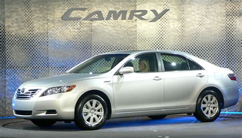 camry  battle  stay americas  selling car toyo headquarters