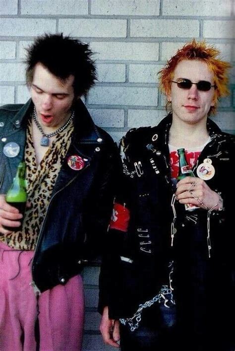 pin by 植木 凜 on musica punk culture punk fashion johnny rotten
