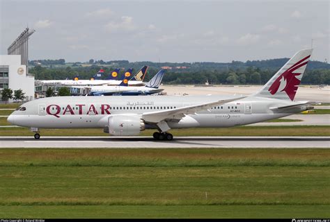 bcc qatar airways boeing   dreamliner photo  roland winkler id  planespottersnet