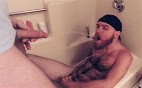 hairy bears pissing porn clips