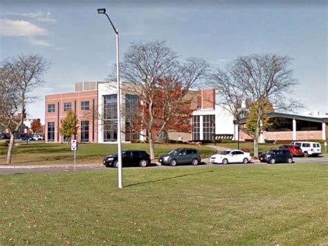 utica college student arrested  allegedly making terroristic threats  school abc news