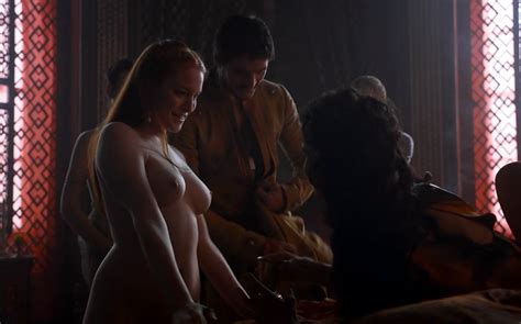 Nackte Josephine Gillan In Game Of Thrones