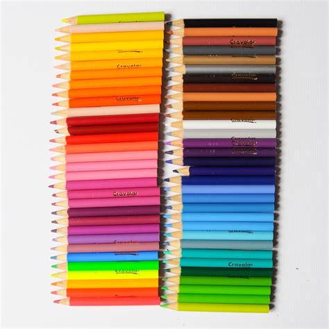 count crayola colored pencils jennys crayon collection
