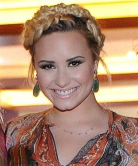 32 Demi Lovato Hair Looks Pretty Designs