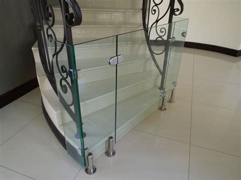 treppenschutzgitter fuer die sicherheit ihres kindes