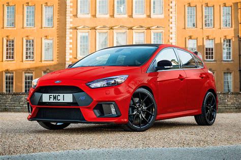 ford focus rs red edition limited run special revealed motoring research