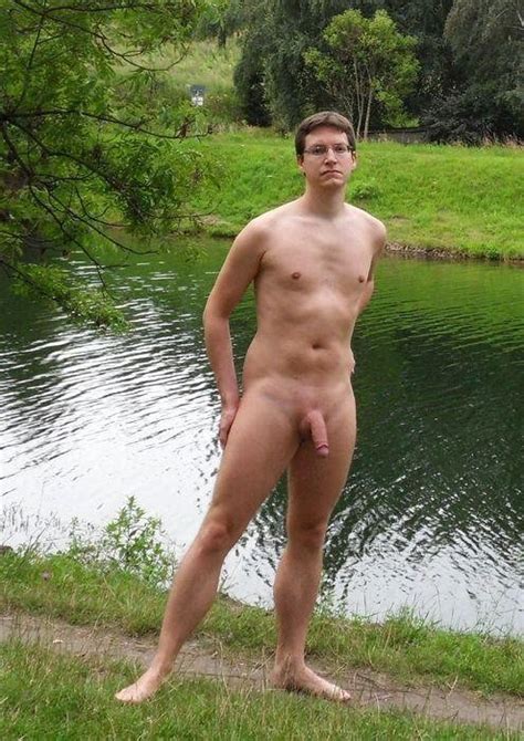 plain amateur male naked guy