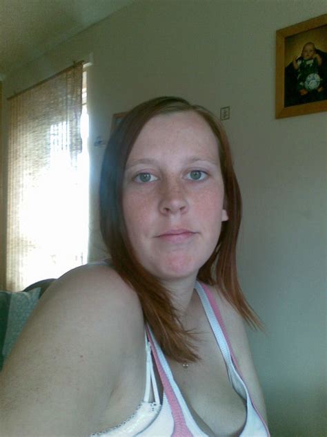 Freckles 4u22 30 From Ipswich Is A Local Milf Looking