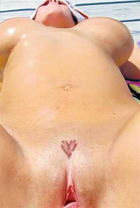 katie price showing tattoo on her shaved pussy pichunter
