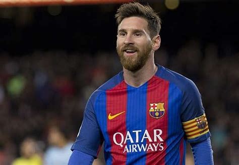 Page 2 5 Players Lionel Messi Wants At Barcelona Reports