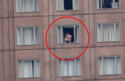 Naked Man Spotted In World S Biggest Photo Daily Star