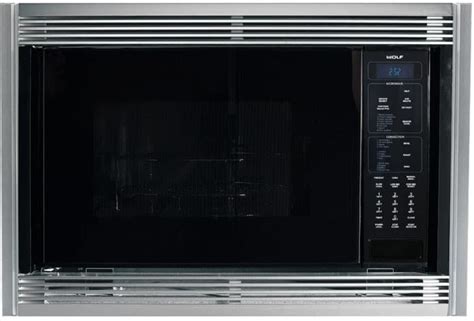 Wolf Mwc24 1 5 Cu Ft Countertop Microwave Oven With 900 Cooking Watts