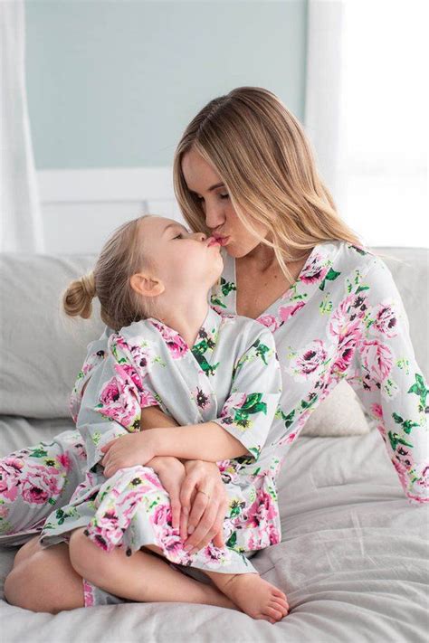 2 pc olivia mommy and me robe set matching mom and daughter etsy