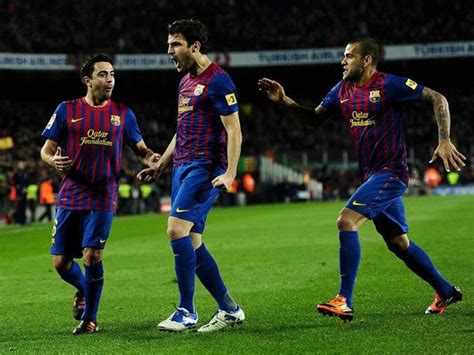 barcelona drop crucial points after drawing with espanyol hindustan times