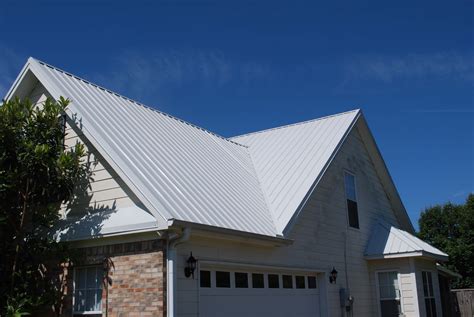 wide master rib panels  metal roofing applications