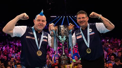 world cup  darts results scotlands gary anderson  peter wright win  title