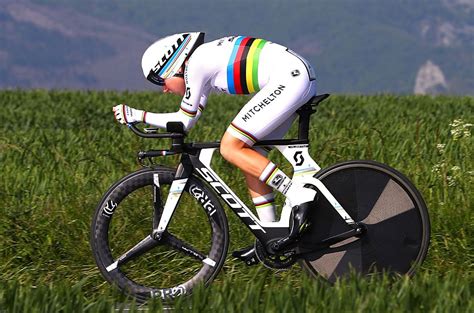 van vleuten takes control  emakumeen bira  time trial victory cyclingnews