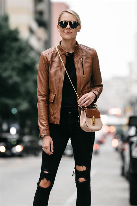 A Chic Way To Wear A Tan Leather Moto Jacket Fashion Jackson