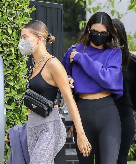 Kendall Jenner Sexy In Leggings Hot Celebs Home