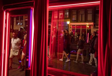 amsterdam to protect sex workers from leering gawkers