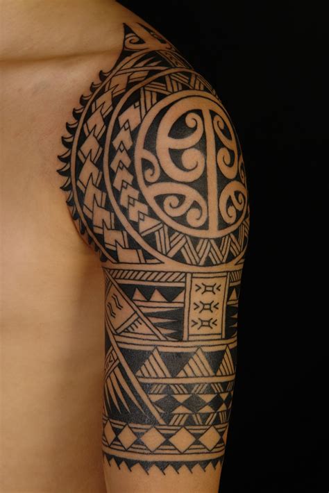 unique bicep tattoo aztec bicep tattoo on