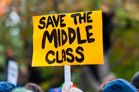 middle class income  latest numbers