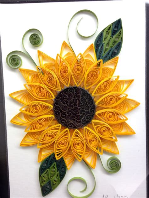 quilled sunflower paper quilling cards paper quilling  beginners
