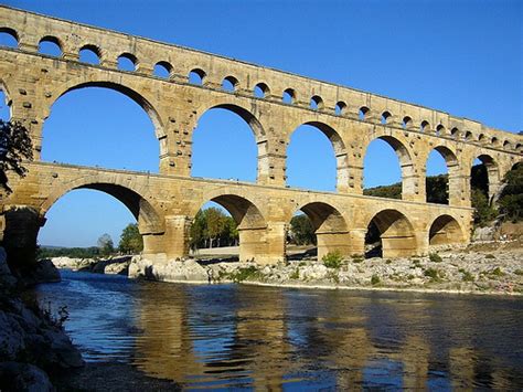 Avignon Pont Du Gard