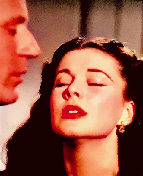 Vivien Leigh As Scarlett Ohara Closes Her Eyes And Parts Her Lips To